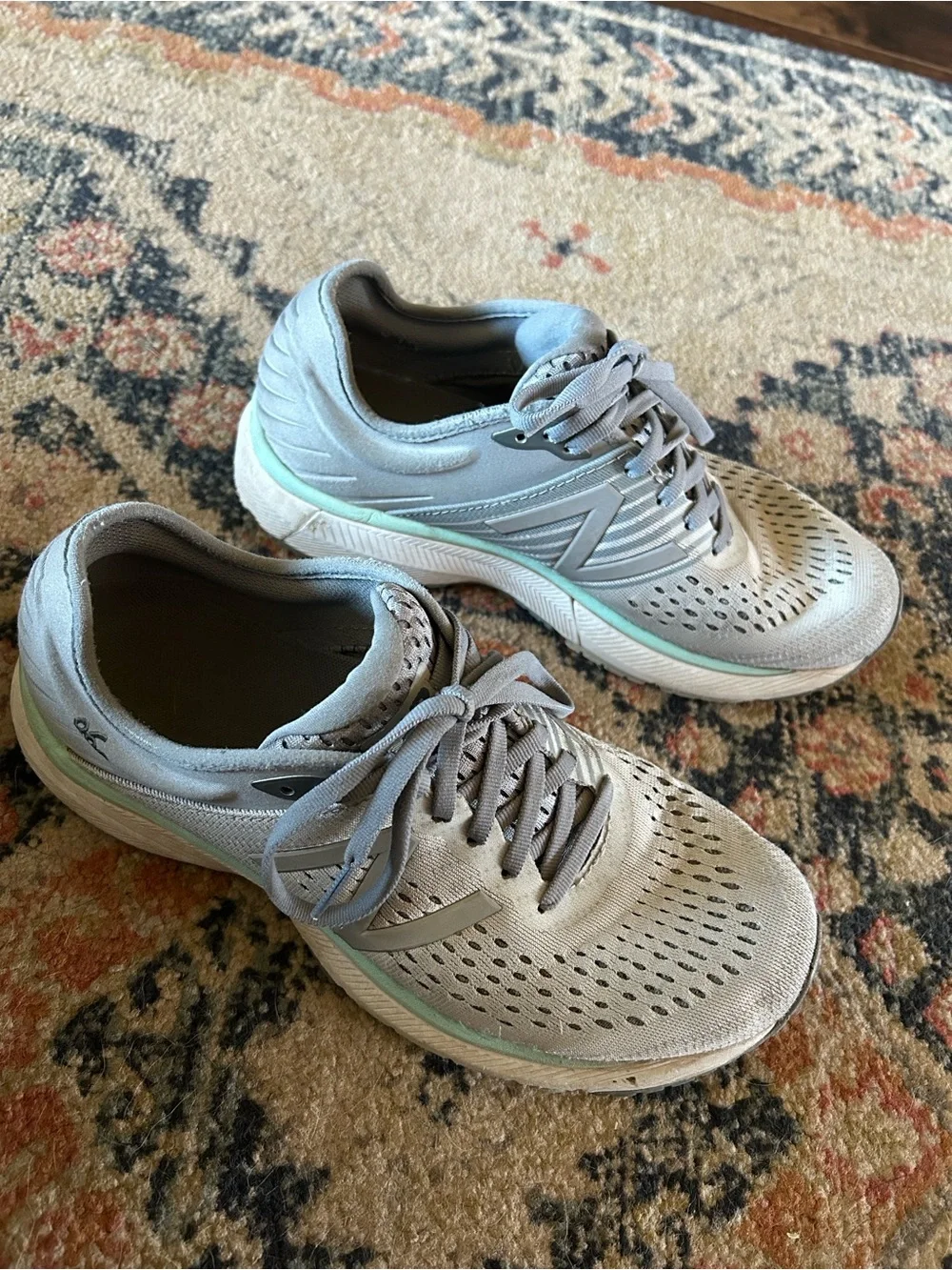 New Balance Womens 860 V10 W860P10 Gray Running Shoes Lace Up Low Top